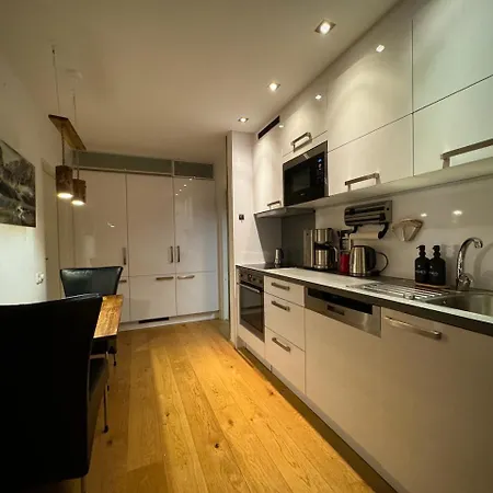 3-Room Apartment With Sauna And Pool & Walk To Slopes - Jokercard Included Saalbach-Hinterglemm Exterior photo